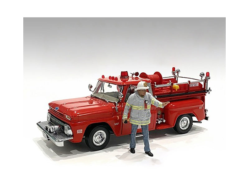 "Firefighters" 6 piece Figure Set (4 Males 1 Dog 1 Accessory) for 1/24 Scale Models by American Diorama