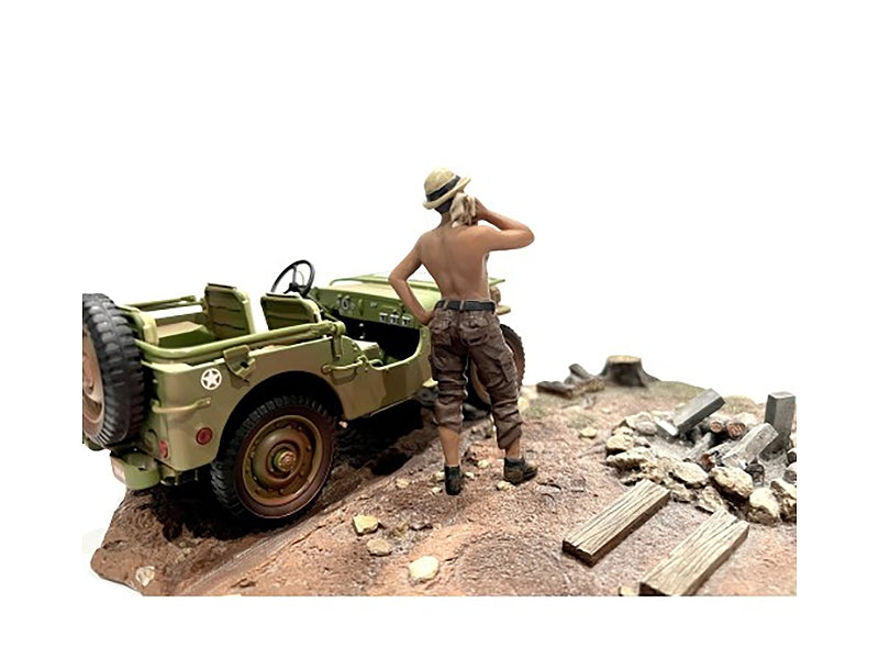 "4X4 Mechanic" Figure 1 for 1/18 Scale Models by American Diorama